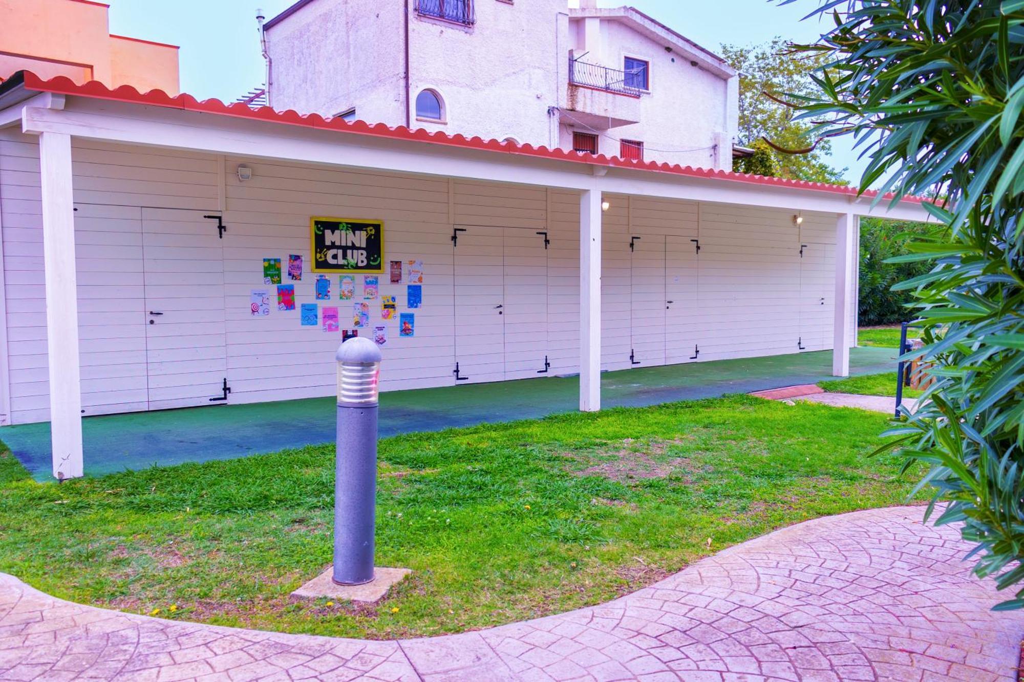 Cala Della Torre Resort La Caletta Exterior foto
